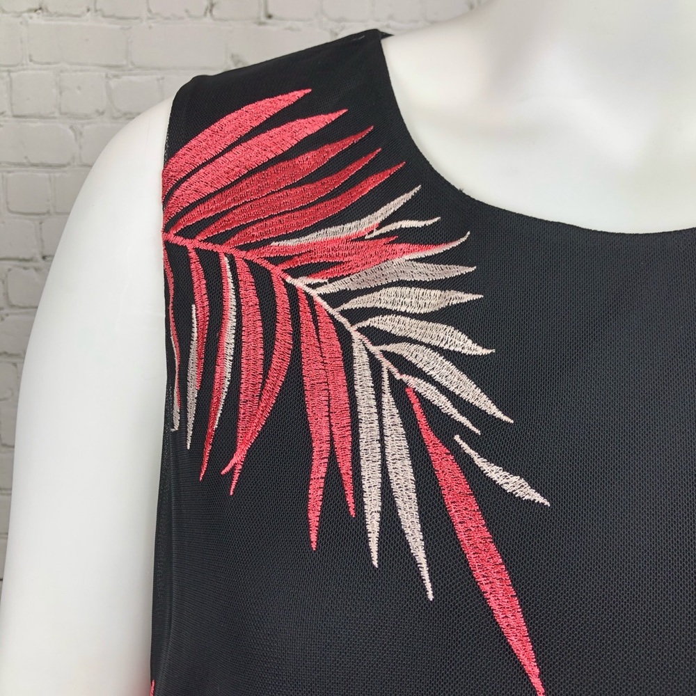 1X 3X Alfani Black & Pink Palm Mesh Overlay Tank - Picture 5 of 5